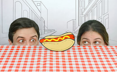 NATHAN & IDA'S HOT DOG STAND (NATHAN A IDA VE STÁNKU S HOT DOGY)